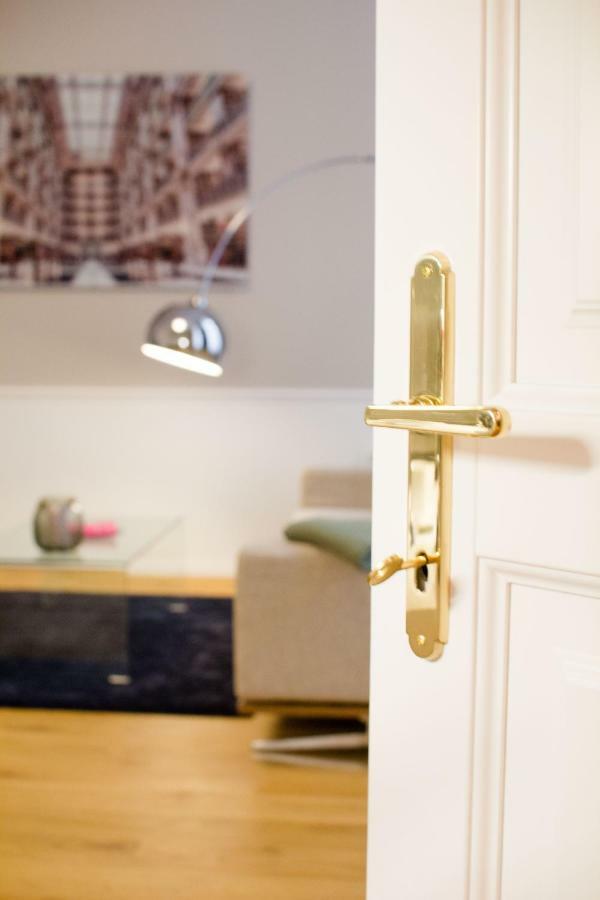 Studio Apartments Urania - Mai'S Apartments 비엔나 외부 사진