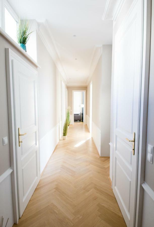 Studio Apartments Urania - Mai'S Apartments 비엔나 외부 사진